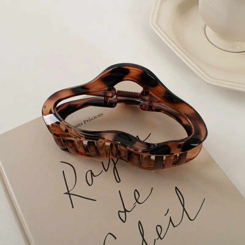 Tortoiseshell Hollow Hair Claw Clip