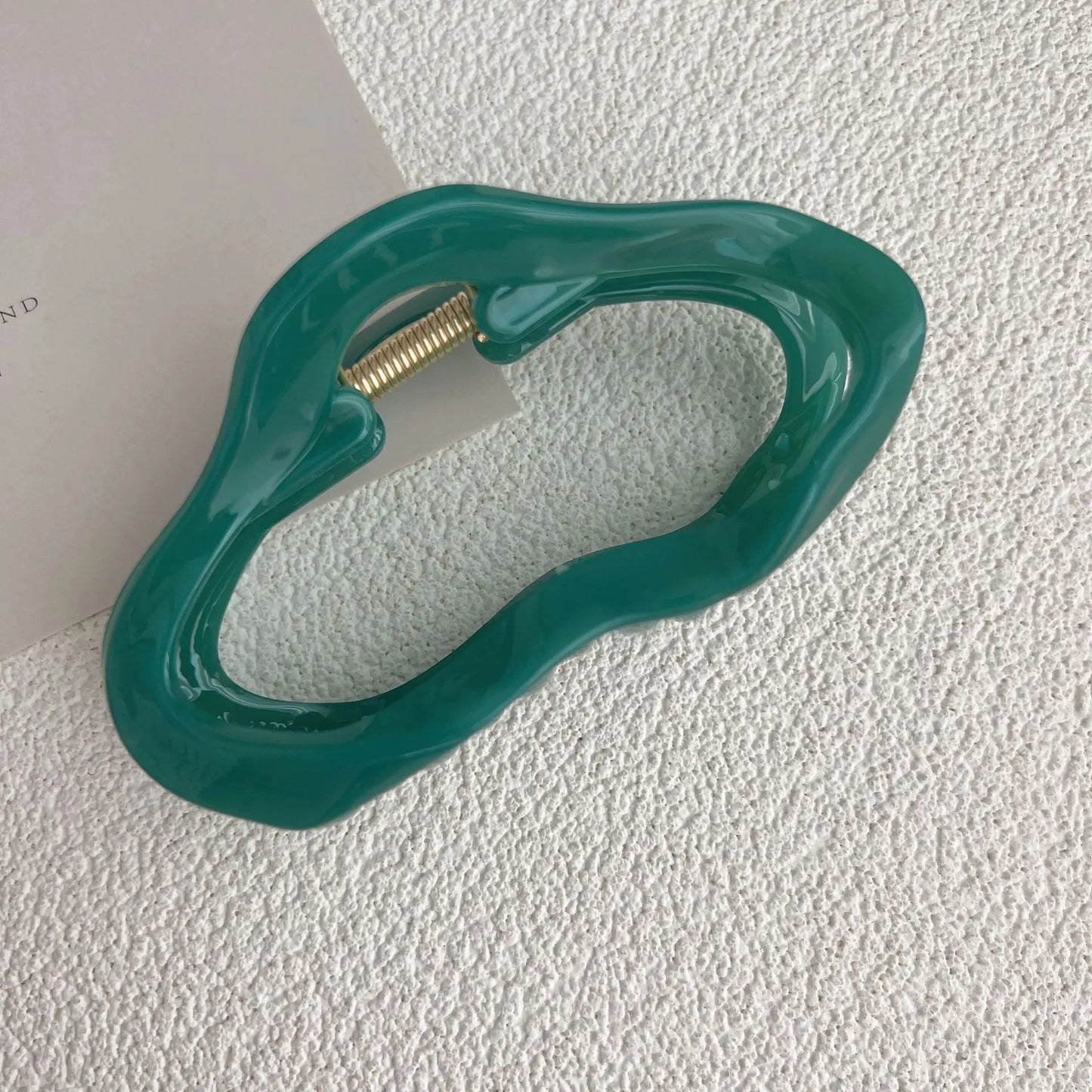 Tortoiseshell Hollow Hair Claw Clip
